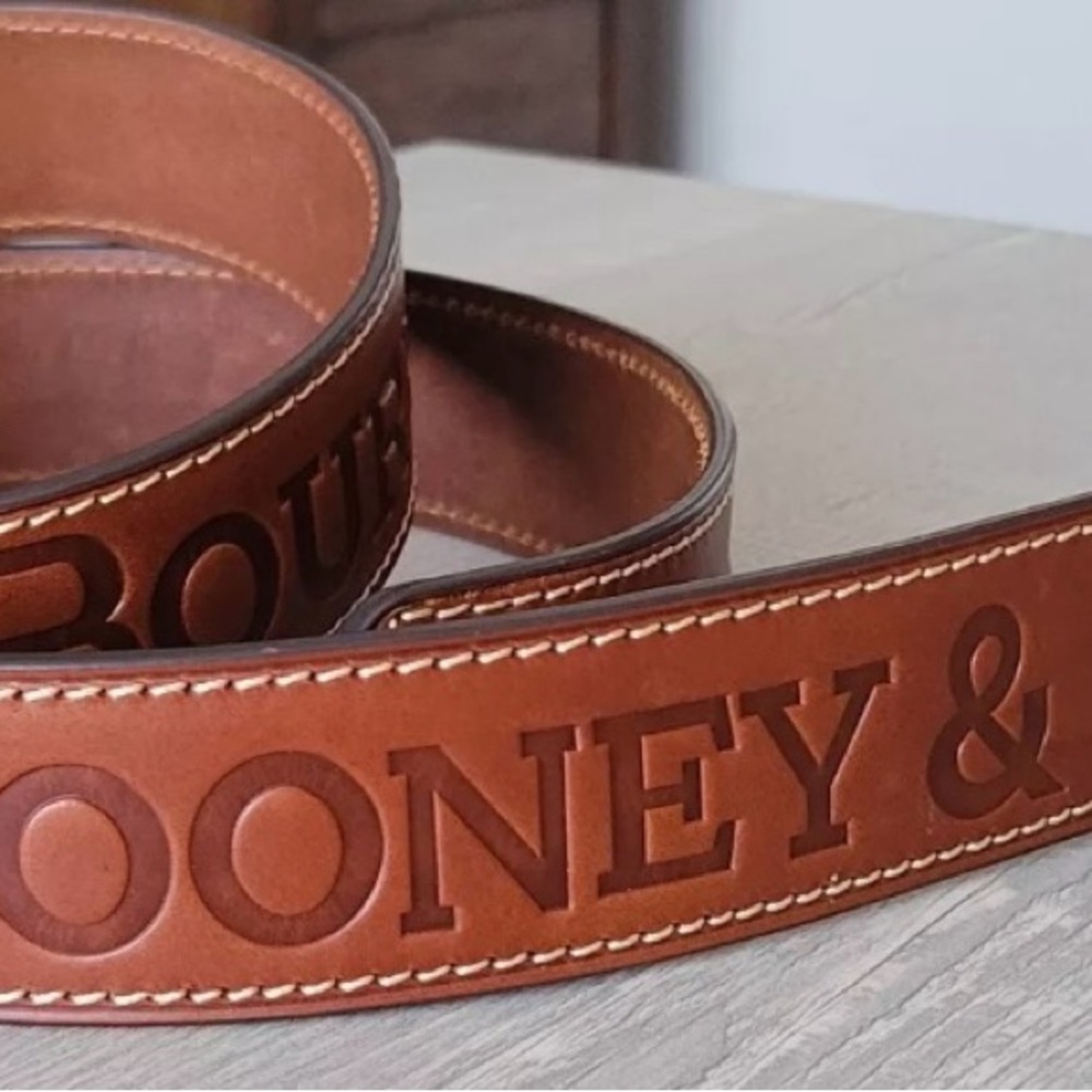 Unicorn Alert! Dooney guitar strap